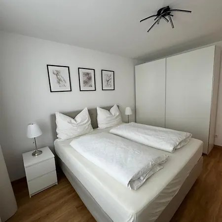 Elegant In Location Graz-free Parking Apartamento Graz