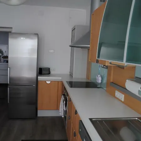 Apartment Elegant In Location Graz-free Parking *